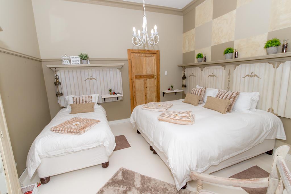 אפינגטון Tarentaalrand Guesthouse מראה חיצוני תמונה